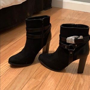 Just fab Jessie James decker collection booties